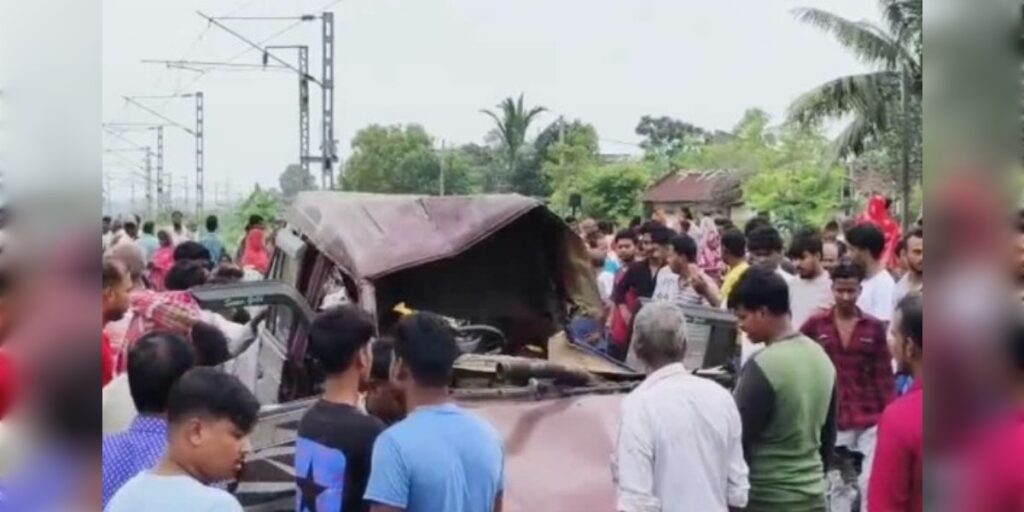 পশ্চিমবংগৰ মুৰ্চিদাবাদ জিলাত সংঘটিত হৈছে এক শোকাৱহ ঘটনা