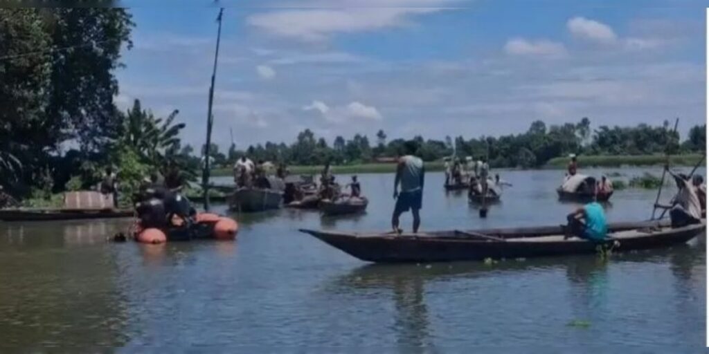 বাঢ়নী পানীত পৰি কৰুণ মৃত্যুৰ সাৱটি লয় এগৰাকী ১৭ বছৰীয়া ছাত্ৰীয়ে