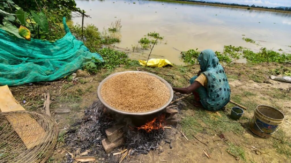 অসমত স্বাভাৱিকলৈ ঘূৰিছে বান পৰিস্থিতি; ৬,৬৭৮ জনলৈ হ্ৰাস প্ৰভাৱিত লোকৰ সংখ্যা