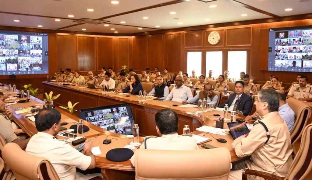 এটা দশকত ৰাজ্যত ৰুজু মহিলাৰ বিৰুদ্ধে অপৰাধৰ ২.০৪ লাখতকৈ অধিক গোচৰ; বিধানসভাত চৰকাৰৰ পৰিসংখ্যা
