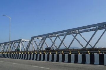 ১৩ জুলাইৰ পৰা দুমাহলৈ সম্পূৰ্ণৰূপে বন্ধ পুৰণি শৰাইঘাট দলং