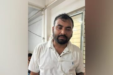 সুৰাসক্ত অৱস্থাত আৰক্ষীক আক্ৰমণৰ অভিযোগ; থানা চৌহদতে তাণ্ডৱ চলাই গ্ৰেপ্তাৰ এজন