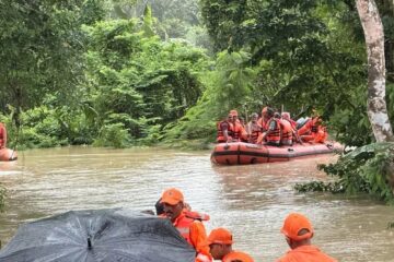অসমত বান পৰিস্থিতিৰ অৱনতি; মৃতকৰ সংখ্যা ৫লৈ বৃদ্ধি, ৫৭ হাজাৰৰো অধিক লোক ক্ষতিগ্ৰস্ত