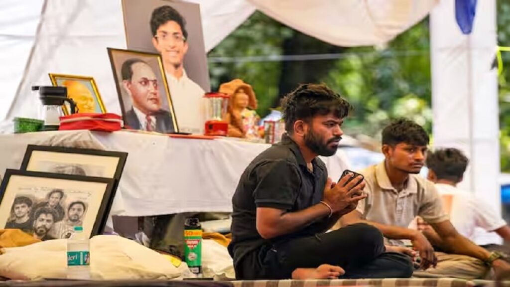 শিক্ষামন্ত্ৰীৰ পদত্যাগৰ দাবীত অটল ককৰোচ জনতা পাৰ্টি; তৃতীয় পৰ্যায়ৰ আলোচনাতো নোলাল সমাধান