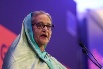 মানৱতাবিৰোধী অপৰাধৰ নতুন গোচৰ; প্ৰাক্তন প্ৰধানমন্ত্ৰী শ্বেখ হাছিনাসহ ৪০ জনৰ বিৰুদ্ধে জাৰি গ্ৰেপ্তাৰী পৰোৱানা