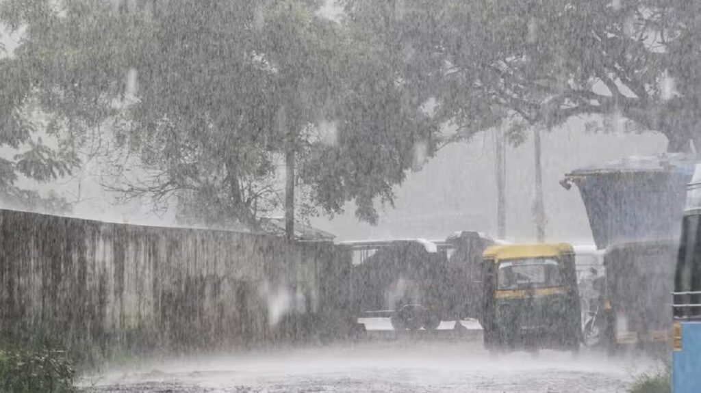 অৰুণাচল-নাগালেণ্ডত ধাৰাসাৰ বৰষুণৰ আগজাননী; উজনি অসমত পুনৰ বানৰ আশংকা