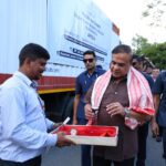 ভূটানলৈ পুৰাবি আইচক্ৰিমৰ প্ৰথম ৰপ্তানিৰ শুভাৰম্ভ কৰিলে মুখ্যমন্ত্ৰীয়ে