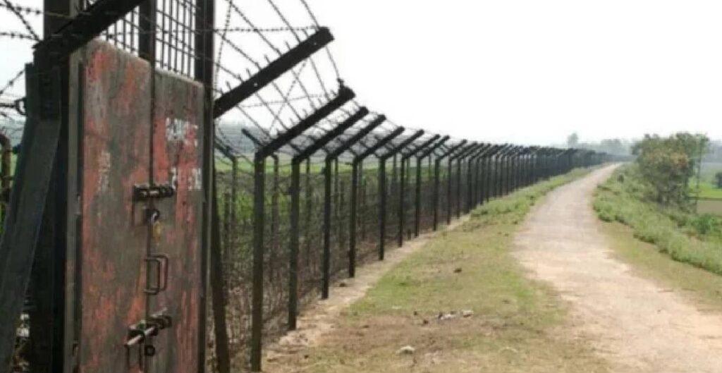ধুবুৰী-দক্ষিণ শালমাৰাত নদী অঞ্চলৰ 34.6 কিঃমিঃত বেৰা দিয়া সম্ভৱ নহয়: অসম চৰকাৰ