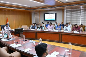 অসমক সৰু নদী খনন আৰু জলাশয় পুনৰুদ্ধাৰৰ পৰামৰ্শ দিলে কেন্দ্ৰীয় দলে
