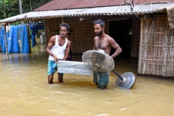 বানপানীৰ পিছত শিৱসাগৰ, যোৰহাট, গোলাঘাট, চৰাইদেউত ঋণ ৰেহাই ঘোষণা কৰিলে অসম চৰকাৰে