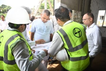 গুৱাহাটীৰ খোৱাপানী প্ৰকল্পৰ অগ্ৰগতিৰ পৰ্যালোচনা মন্ত্ৰী কৌশিক ৰায়ৰ