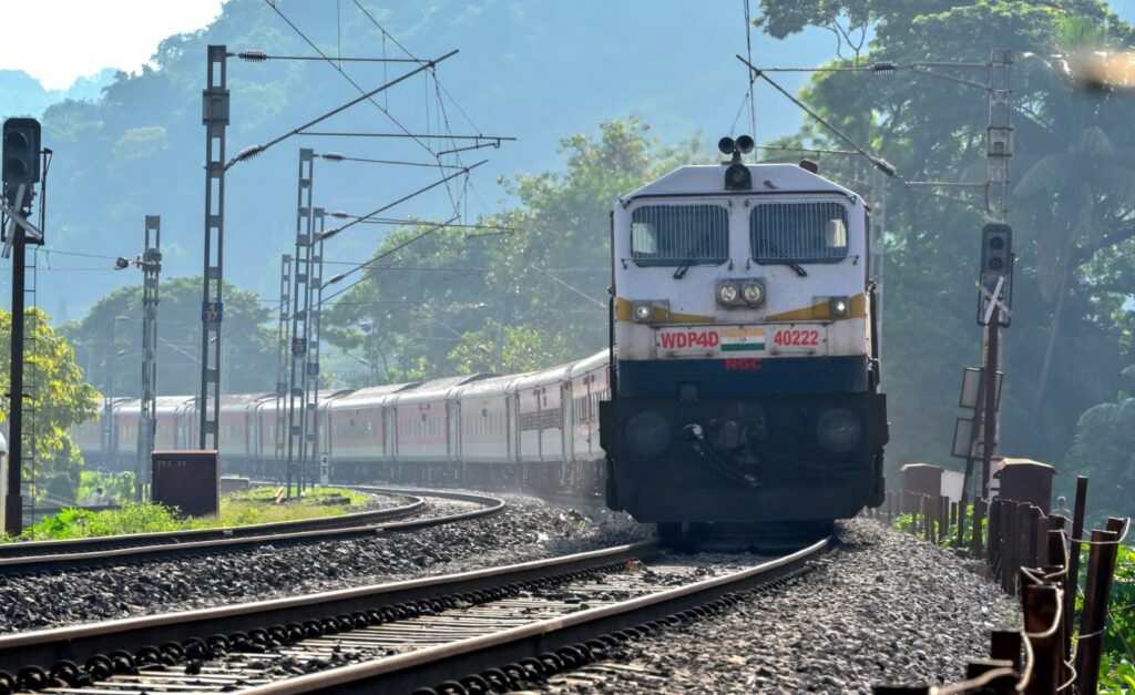 ট্ৰেক ছেটলমেণ্টৰ বাবে NFR ৰ ডাঙৰ ঘোষণা: ১০-১১ আগষ্টত উত্তৰ-পূৰ্বৰ ৰেল সেৱাত প্ৰভাৱ