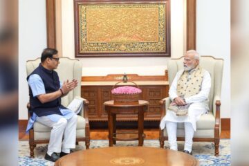 নতুন দিল্লীত প্ৰধানমন্ত্ৰী মোদীক সাক্ষাৎ কৰে মুখ্যমন্ত্ৰী ড° হিমন্ত বিশ্ব শৰ্মাই