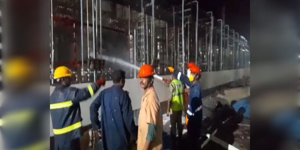 ঔষধ প্ৰস্তুত কোম্পানীৰ ৰিয়েক্টৰ বিস্ফোৰণ