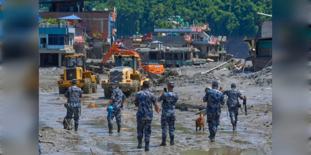 বৰষুণৰ বাবে নেপালত সাময়িকভাৱে স্থগিত উদ্ধাৰ অভিযান