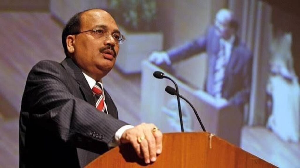 নালছাৰ সমাৱৰ্তনৰ বিতৰ্কৰ পাছত এইবাৰ টিআইএছএছৰ সমাৰোহৰ পৰাও বাদ পৰিল মুখ্য ন্যায়াধীশ সূৰ্য কান্ত