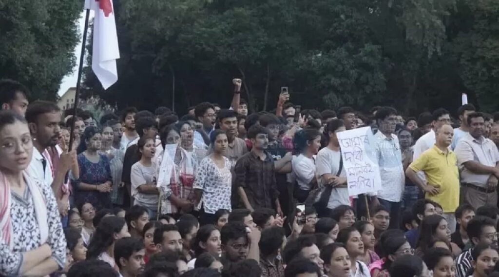 তেজপুৰ বিশ্ববিদ্যালয়ৰ উপাচাৰ্যৰ তদন্ত প্ৰতিবেদনত কেন্দ্ৰৰ সিদ্ধান্তহীনতা! তীব্ৰ উদ্বেগ শিক্ষক সন্থাৰ