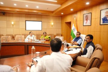 গাখীৰ সঞ্চালকালয়ৰ খালী পদ পূৰণ আৰু পশুধন জৰীপৰ নিৰ্দেশ মুখ্যমন্ত্ৰীৰ