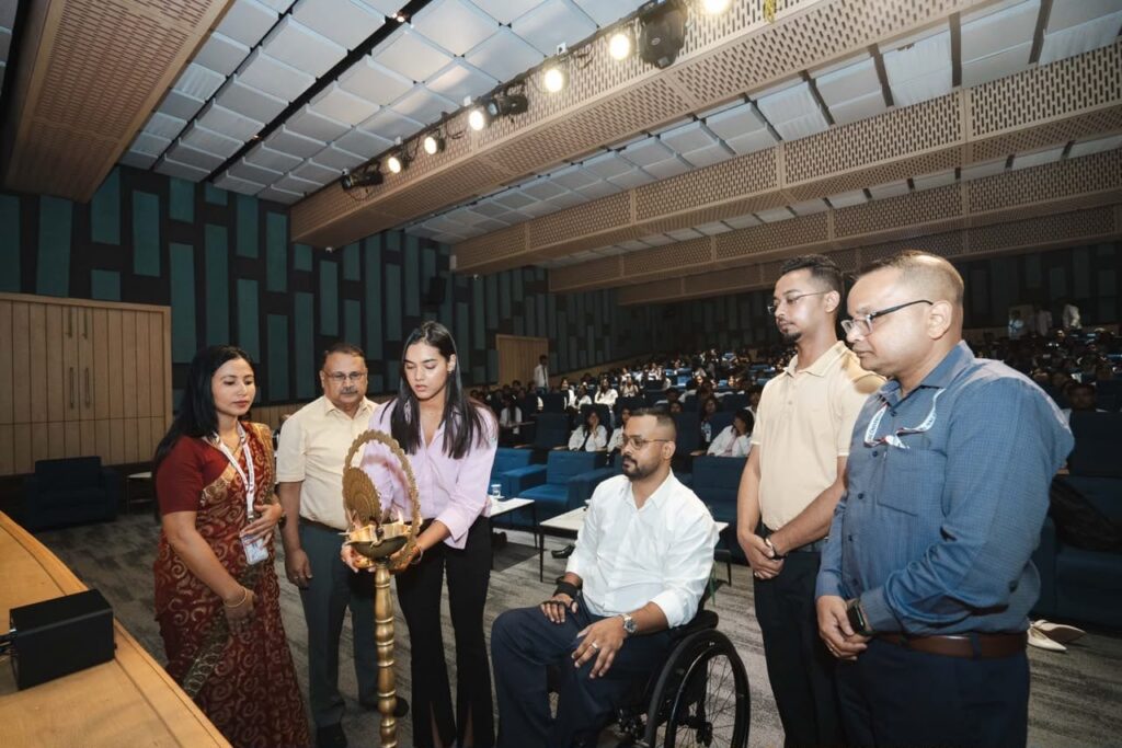 সজাগতা কাৰ্যসূচীৰে ৰয়েল গ্ল’বেল বিশ্ববিদ্যালয়ত বিশ্ব ফিজিঅ’থেৰাপী দিৱস পালন