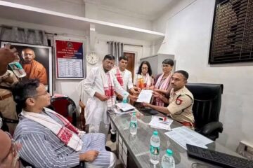 চামগুৰিত কংগ্ৰেছৰ নিৰ্বাচনী প্ৰচাৰত আক্ৰমণ: গৌৰৱ গগৈ আৰু মীৰা বৰঠাকুৰৰ বাহন লণ্ডভণ্ড