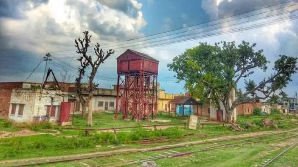 মাদ্ৰাছা সম্প্ৰসাৰণৰ বাবে ভাঙি পেলোৱা হ’ল শতিকা পুৰণি হিন্দু মন্দিৰ! পাকিস্তানৰ পঞ্জাৱত উত্তেজনা