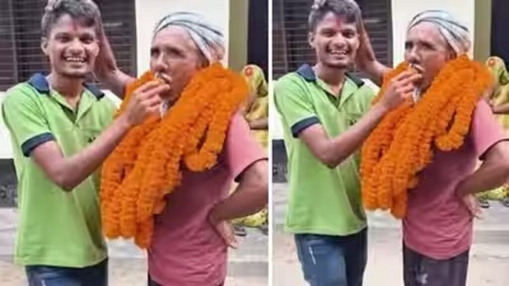 অনুপ্ৰেৰণামূলক! মেধা আৰু অধ্যাৱসায়ৰে উজ্বলিল অটোৰিক্সা চালকৰ পুত্ৰ প্ৰভাত যাদৱ, ভৰি দিলে চিকিৎসক হোৱাৰ বাটত