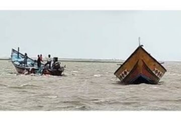 অৰ্ণৱে ভয়াৱহ ৰূপ লোৱাত ২৪ ঘণ্টা অব্যাহত থাকিব তাণ্ডৱ, বিদ্যালয় বন্ধ ঘোষণা