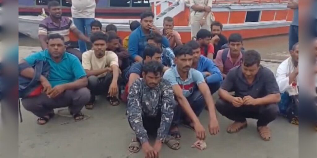 ধুবুৰীত আৰক্ষীৰ অভিযানত ৩৬ গৰাকী সন্দেহযুক্ত বাংলাদেশী নাগৰিক আটক!